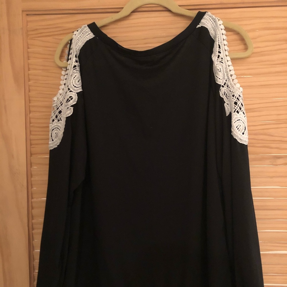 Cold shoulder top